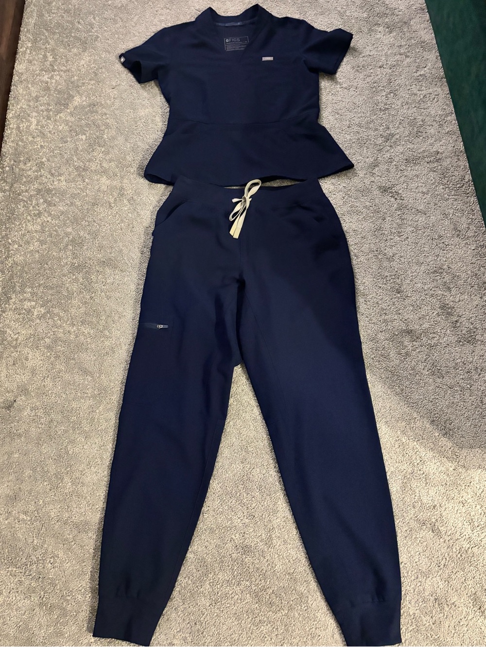 Women’s Navy Figs Scrub Set